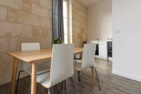 Charmant T2 Place De Lerme Bordeaux Eksteriør bilde